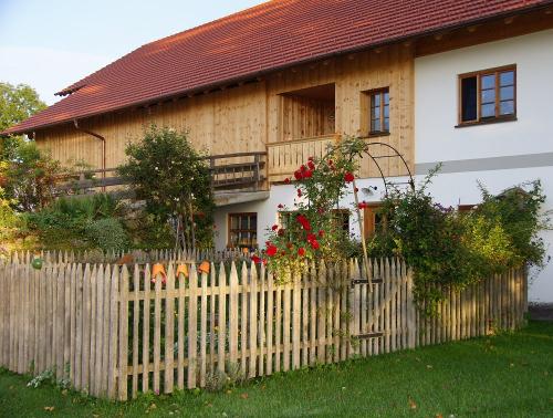 Blick auf den Balkon der FeWo Bauerngarten