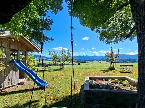 Spielplatz mit Aussicht Spielplatz mit Aussicht