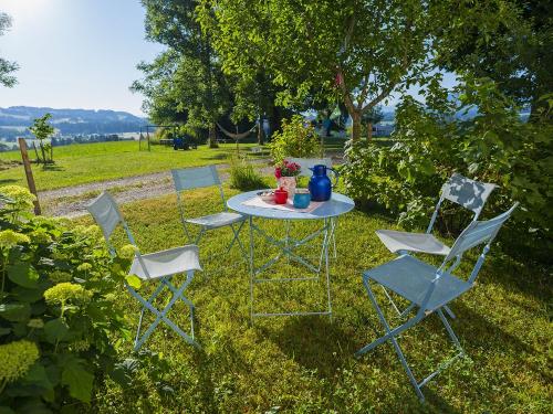 Kaffeepause im Grünen Kaffeepause im Grünen