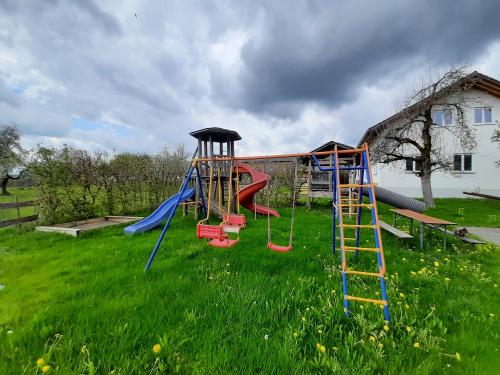 Spielplatz am Hof