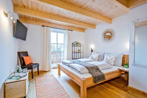 Alpenglück Schlafzimmer 2 Alpenglück Schlafzimmer 2