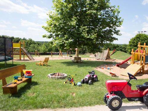 Spielplatz Totale-03 ohne Kinder