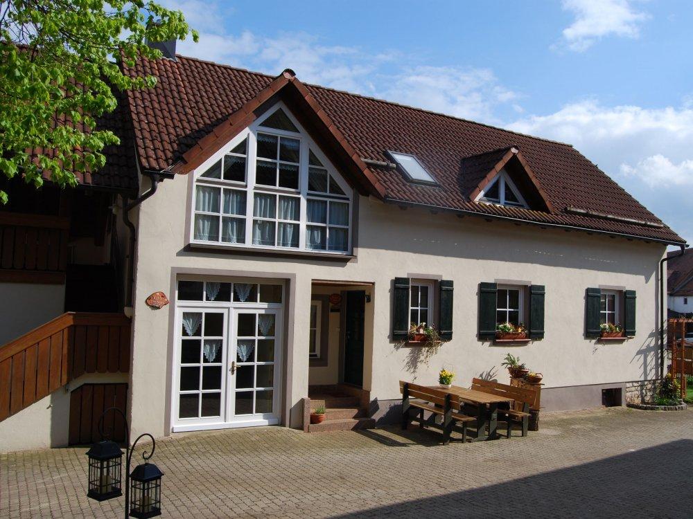 ferienhof-rohrerhof_ferienhof_hofbild2