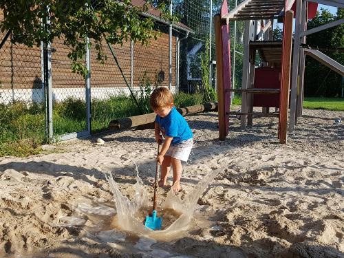 Sand-Wasser-Spielplatz