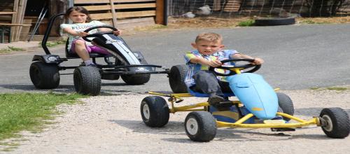 ferienbauernhof-rangau-kettcars2950