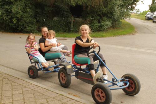 ferienhof_emmert_kettcar