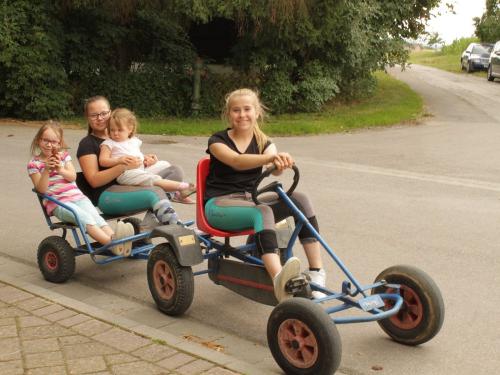 ferienhof_emmert_kettcar