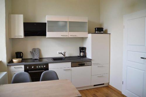 Ferienwohnung Herrenhaus Burg Posterstein - Küche