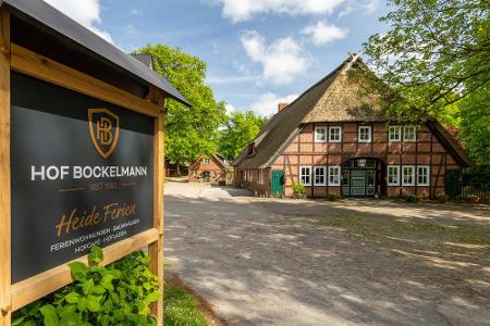 00 Hof Bockelmann Galerie 2024 F3-2 Hero