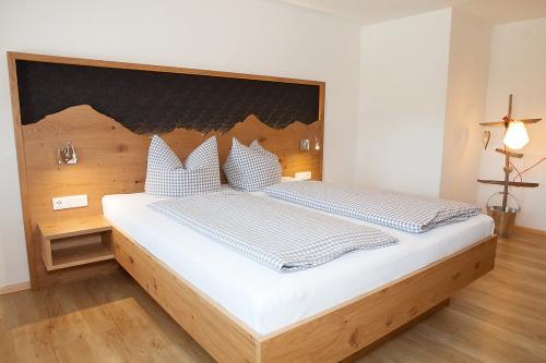 sauling_schlafzimmer1_230629__mg_7087_mittel