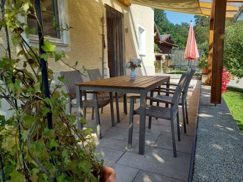 überdachte Terrasse