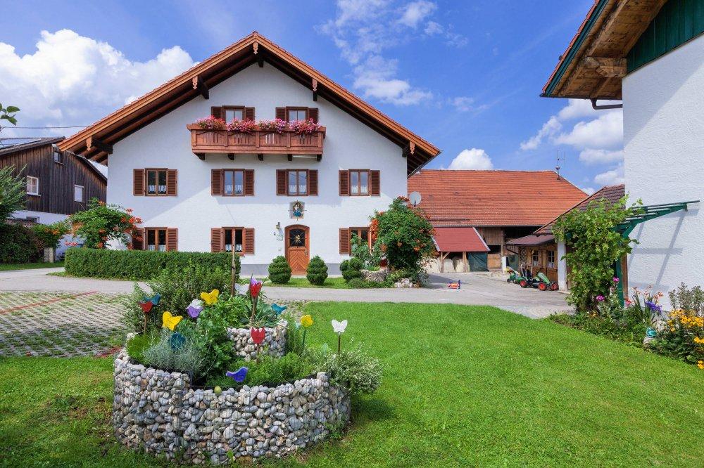 Siglbauernhof mit 4 Ferienwohnungen im Nebengebäude Siglbauernhof mit 4 Ferienwohnungen im Nebengebäude