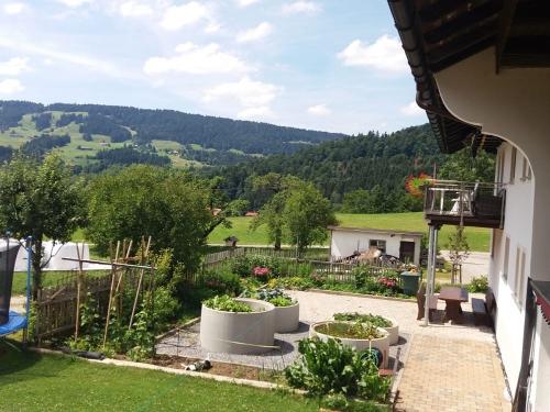 Unser Ausblick über die Terrasse