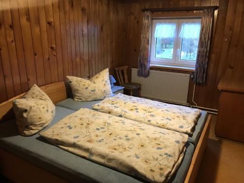 2 Bett Zimmer