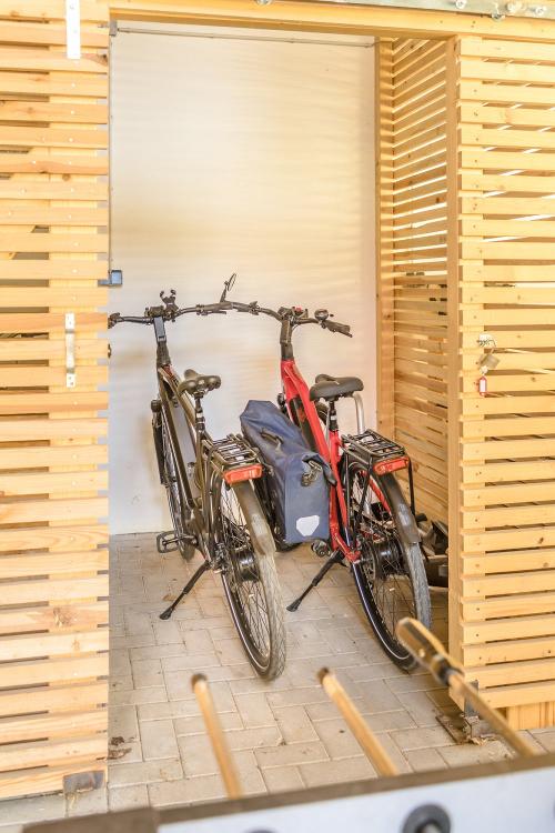 Absperrbare Boxen für E-Bikes oder Angelsachen
