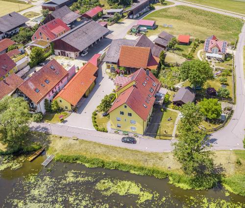 Luftbild "Direkt an der Naab"