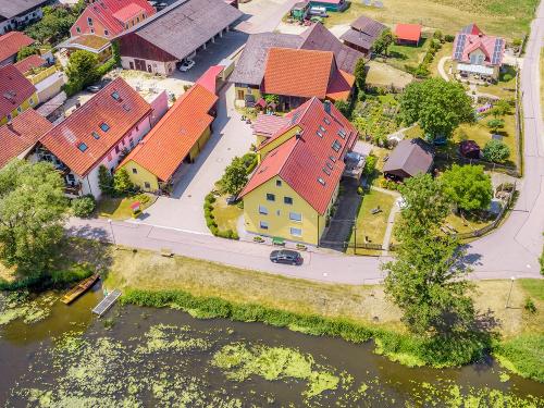 Luftbild "Direkt an der Naab" Luftbild "Direkt an der Naab"