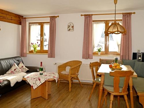 Wohnbereich Ferienwohnung Grünten
