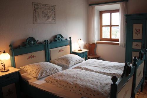 Schlafzimmer 1