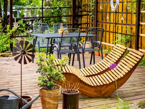 Gemüticher Sitzbereich im Garten