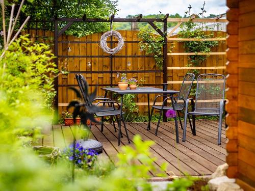 Gemüticher Sitzbereich im Garten