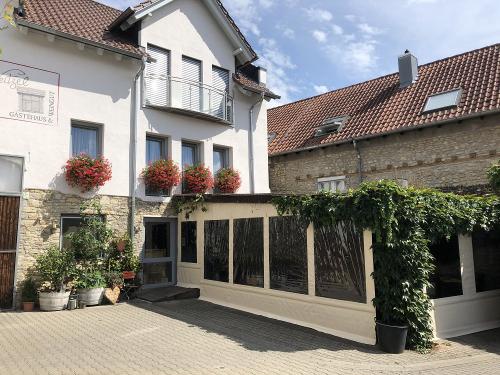 Weingut & Gästehaus Weitzel