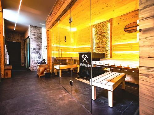 Wellnessbereich mit Sauna