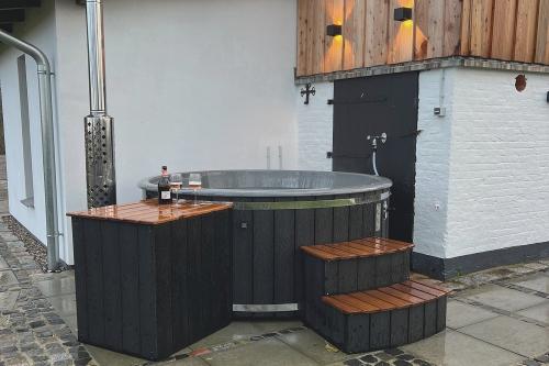 hottub