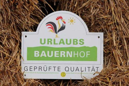 urlaubsbauernhofhofschild