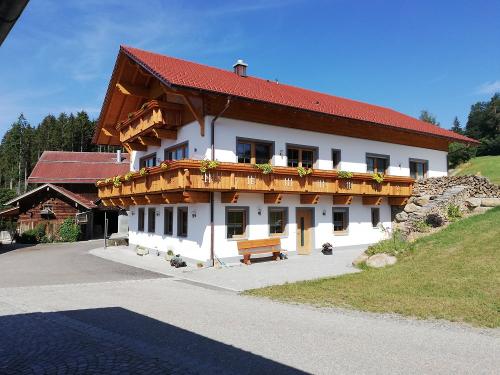 Haus mit Wohnung Schmalzgrub