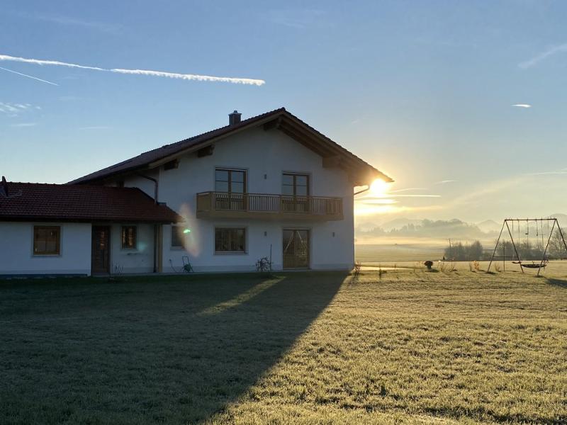 Schwallerhof Haus im Herbst