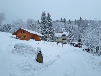 Bauernhof im Winter