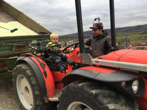 dieroemerkindtraktor