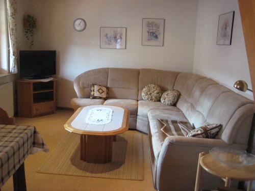 Wohnzimmer Hühnernest