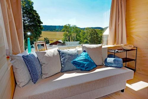 tiny-haus-wasser-naturferien-schwarzwald-06