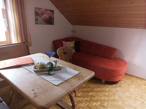 gemütliche Wohnküche in der Ferienwohnung Hühnernest