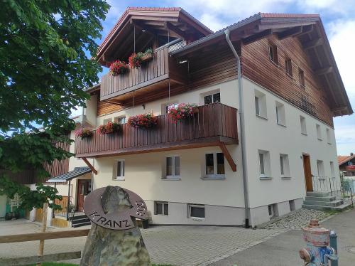 Landhof im Sommer