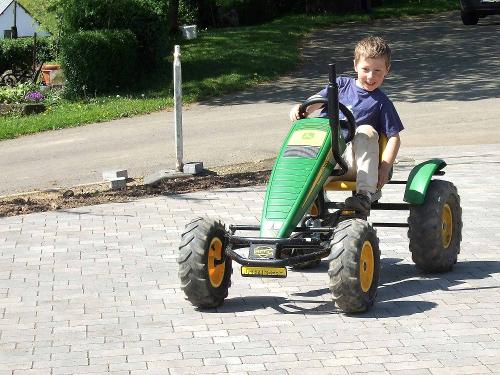Kinderfuhrpark auf dem Ferienhof Pütz in der Eifel