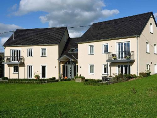 Gästehaus auf dem Ferienhof Pütz in der Eifel Gästehaus auf dem Ferienhof Pütz in der Eifel