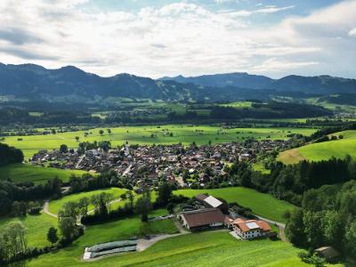 Haubers Ferienhof in sonniger, ruhiger Alleinlage direkt oberhalb von Altstädten