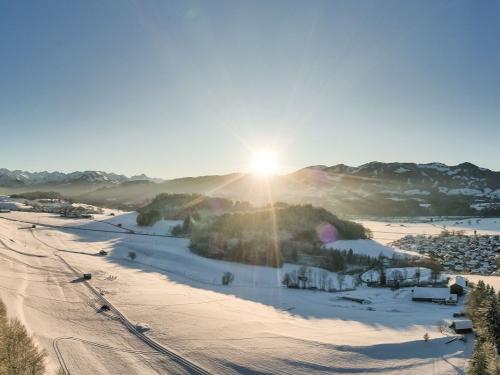 Unser Hof im Winter oberhalb von Altstädten