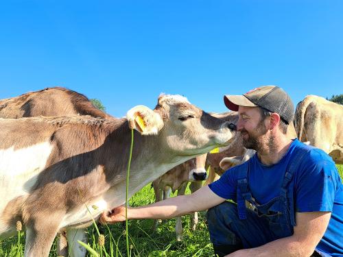 Ganz große Tierliebe - Streicheleinheit für Franka