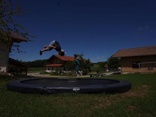 Großes-Trampolin