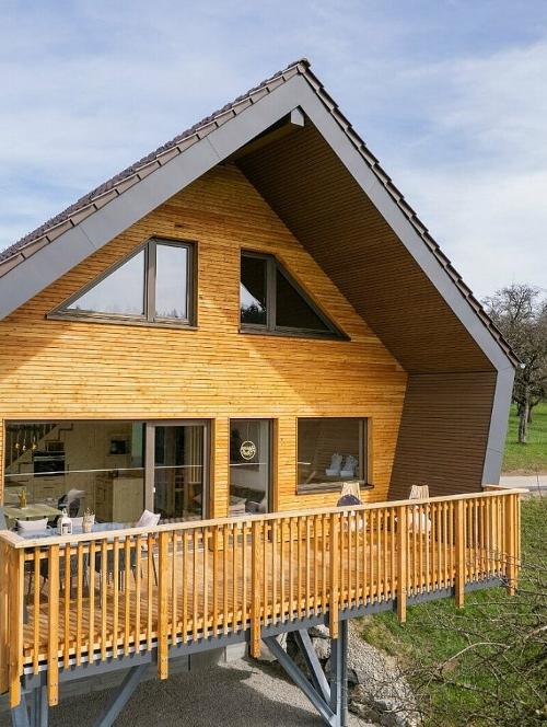 streuobst_chalets_aussenansicht