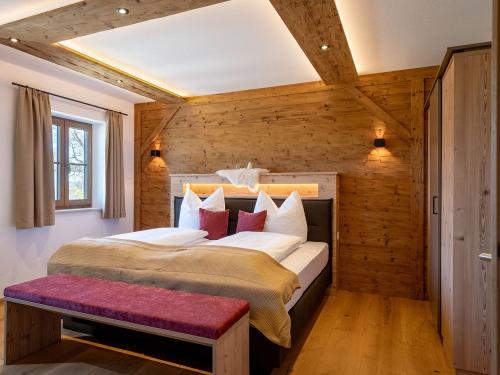 Schlafzimmer Ferienwohnung Bergblick
