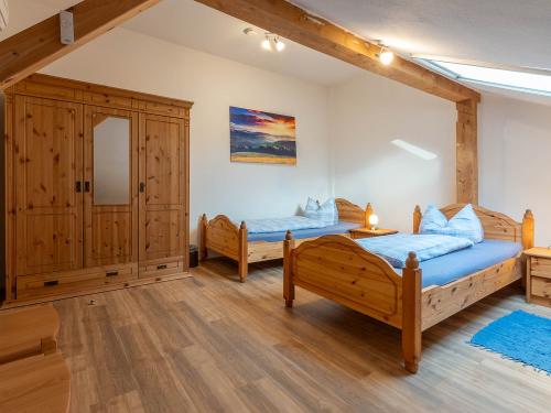 Schlafzimmer 2. OG, Zellbachblick