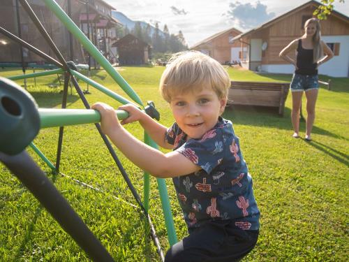 hauserhof-sommer-abend-high-66