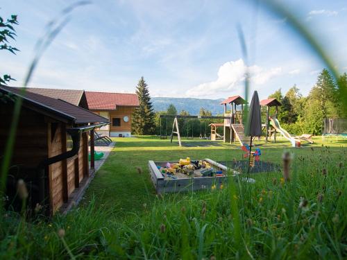 hauserhof-sommer-abend-high-113