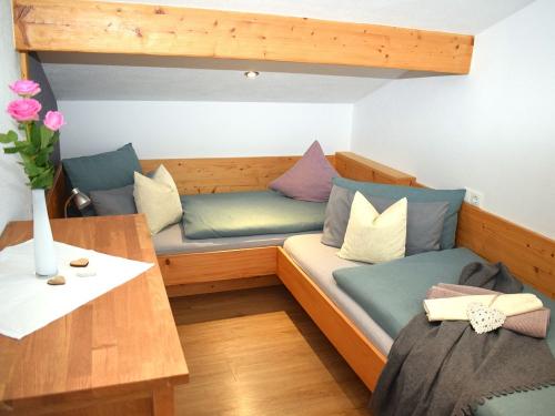 Bergblick Kinderzimmer