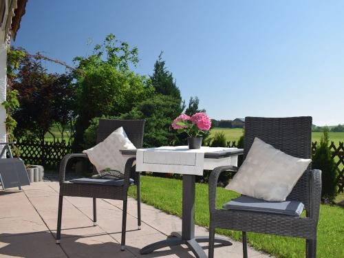 Gartenwohnung mit eigener Terrasse